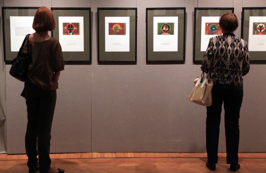 Лисы и праздники: в музее Востока открылась выставка Пивоварова 19 фото