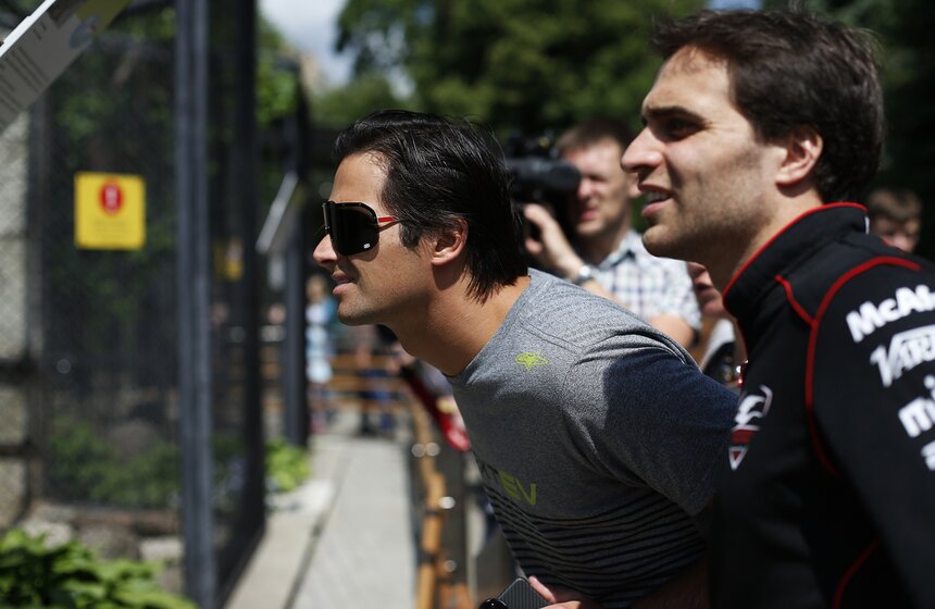 Гонщики Formula E посетили зоопарк и кулинарное шоу 16 фото