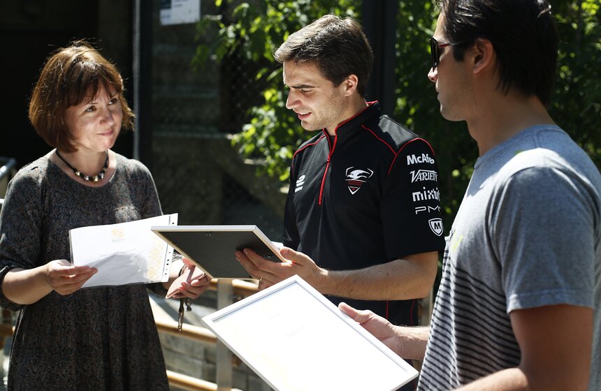 Гонщики Formula E посетили зоопарк и кулинарное шоу 17 фото