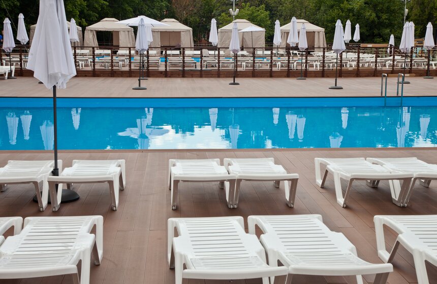 На ВДНХ готовят к открытию пляжную зону 6 фото