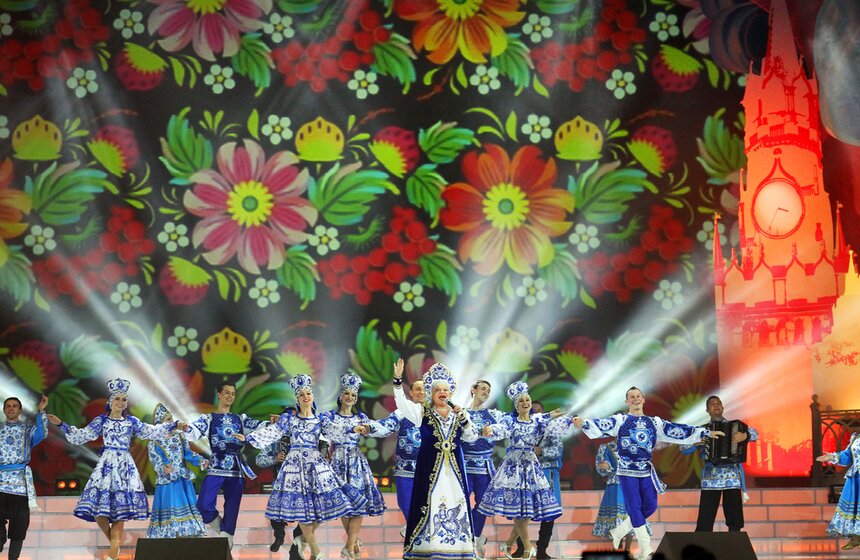 Сергей Собянин наградил лучших социальных работников Москвы 19 фото