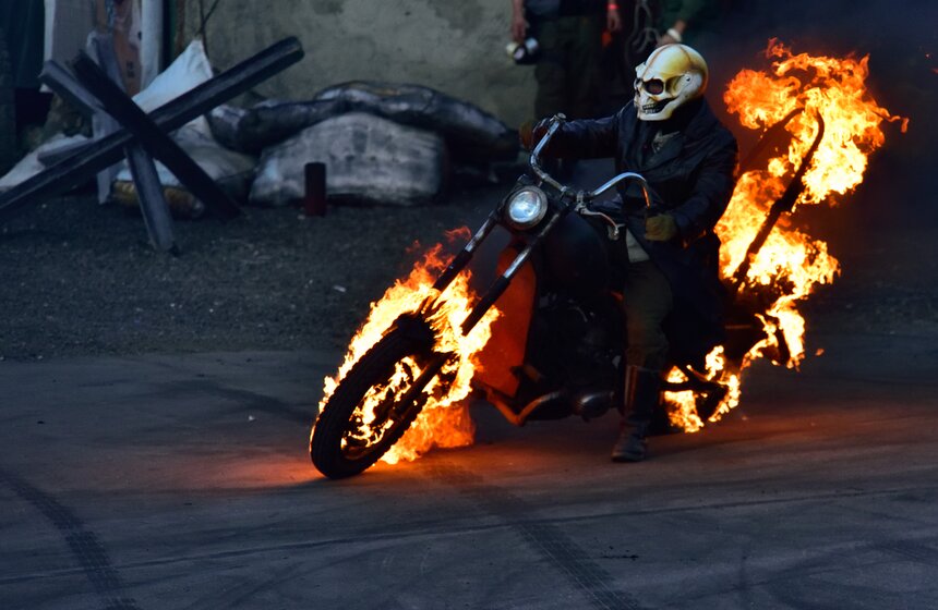 Шоу каскадеров Fire Angels Motors 23 фото