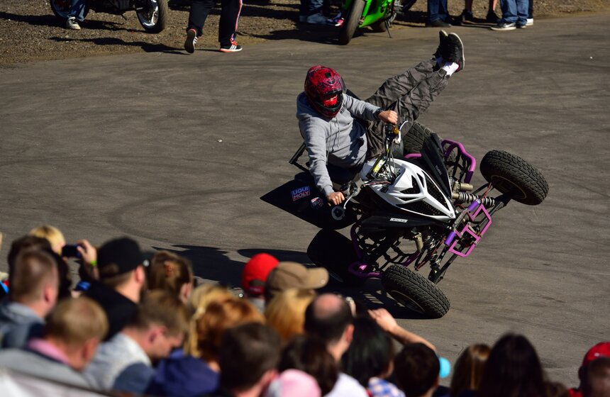 Шоу каскадеров Fire Angels Motors 4 фото