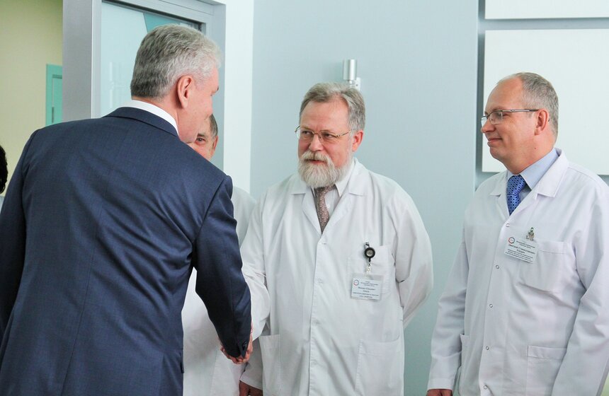 Мэр посетил Московский клинический научно-практический центр 9 фото