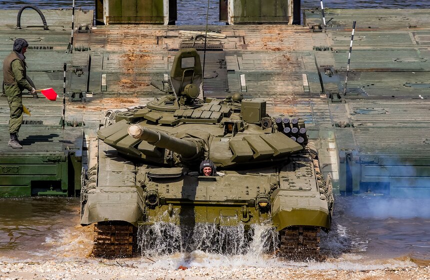 В подмосковном Алабине прошла подготовка к форуму "Армия-2015" 17 фото