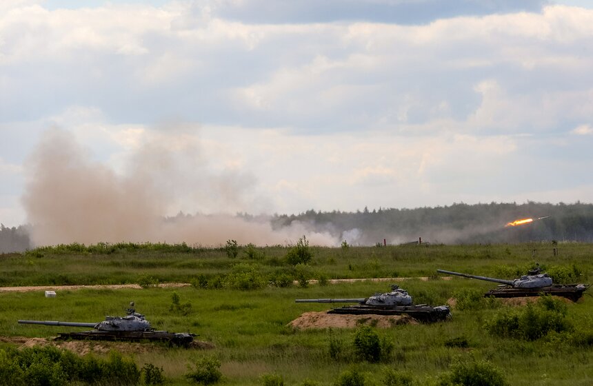 В подмосковном Алабине прошла подготовка к форуму "Армия-2015" 12 фото
