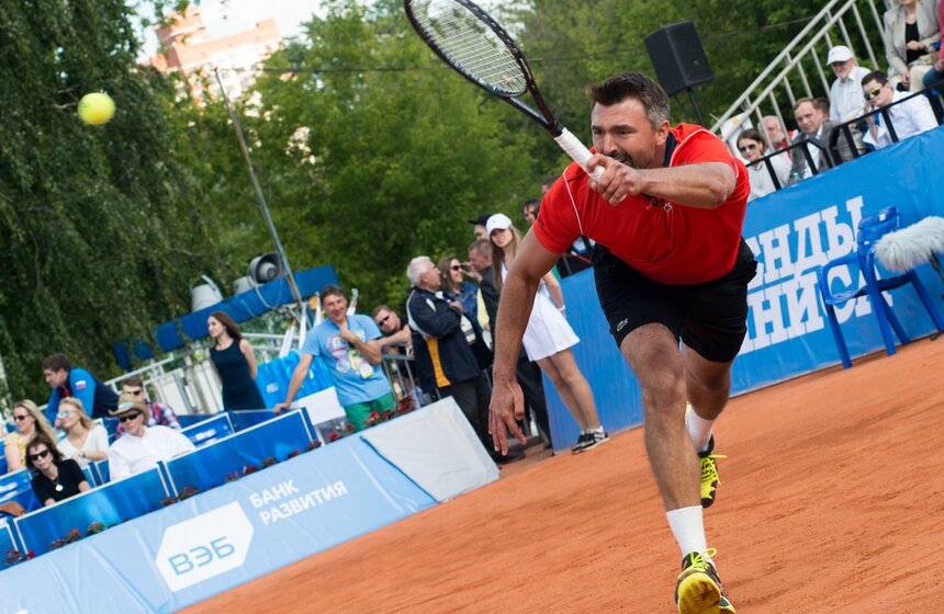 В Москве прошел выставочный турнир "Легенды тенниса" 18 фото