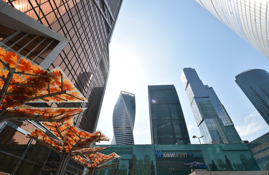 Сергей Собянин проинспектировал строительство "Москвы-Сити" 10 фото