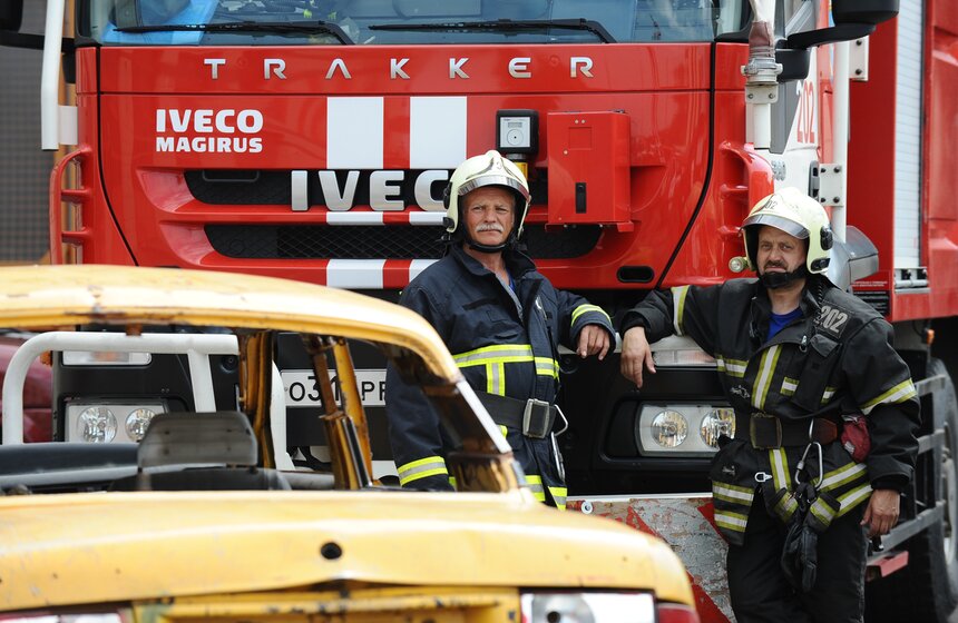 МЧС представило новейшую технику для борьбы с огнем 5 фото