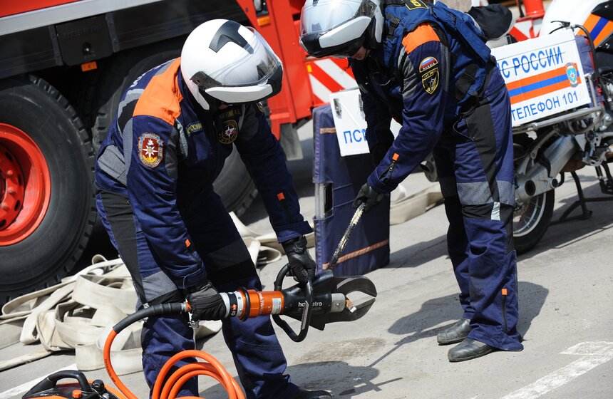 МЧС представило новейшую технику для борьбы с огнем 23 фото