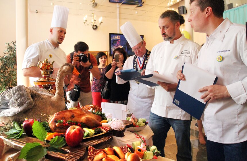 В Музее кулинарного искусства выбрали лучших поваров столицы 13 фото