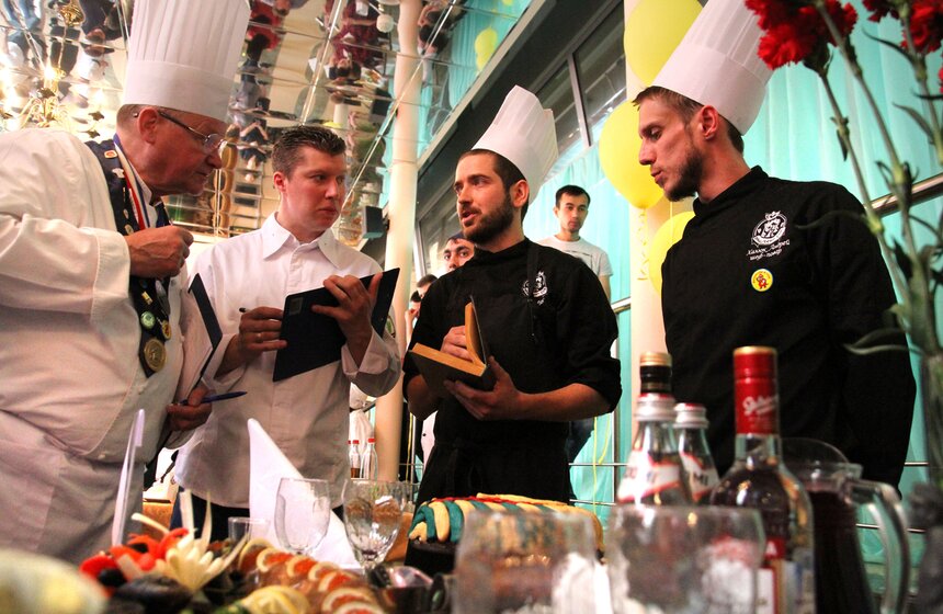 В Музее кулинарного искусства выбрали лучших поваров столицы 16 фото