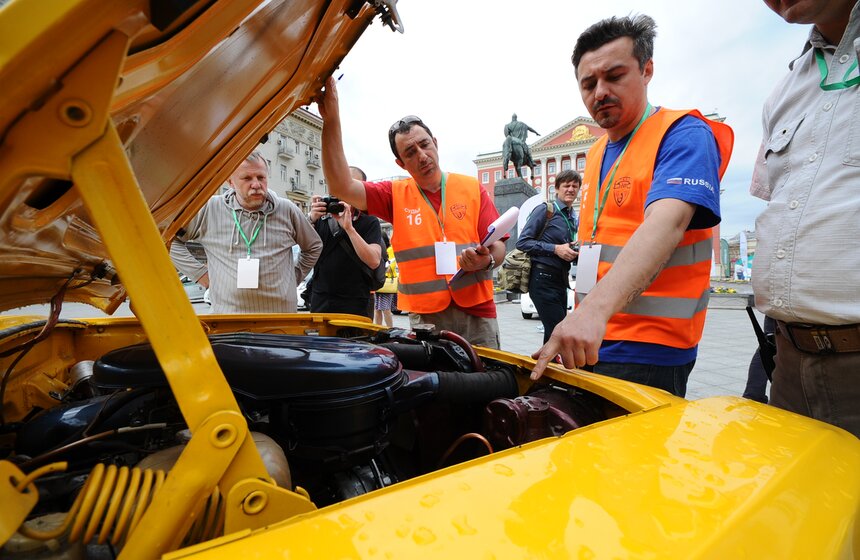 Экологический автопробег: из прошлого в будущее на электромобиле 15 фото