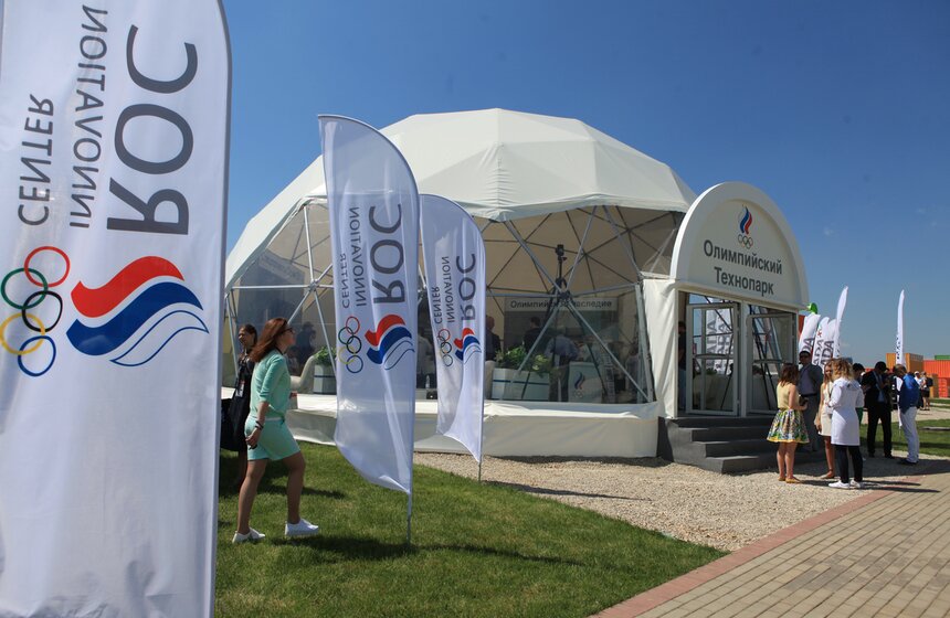 Сергей Собянин посетил инновационный центр "Сколково" 5 фото