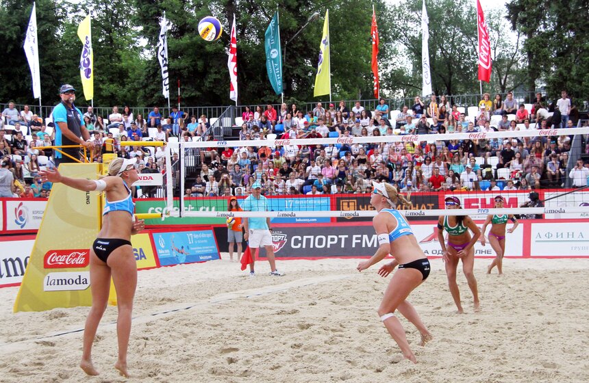 В Москве прошел этап Мирового тура FIVB по пляжному волейболу 7 фото