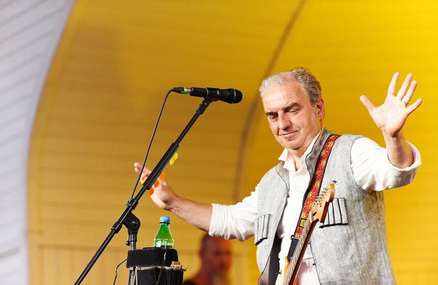 Группа "Чайф" выступила в саду "Эрмитаж" 5 фото