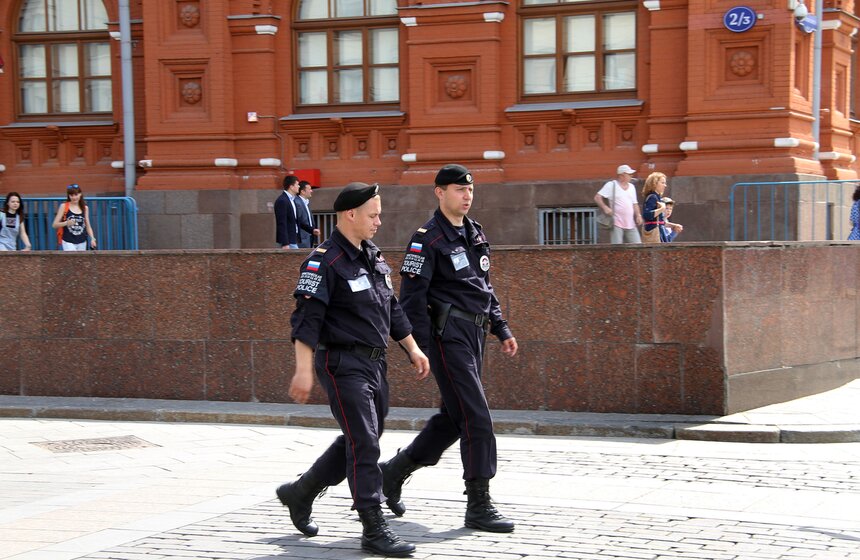 Как в Москве работает туристическая полиция 8 фото