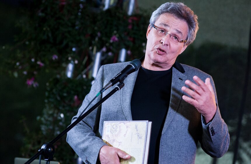 В МУЗЕОНе представили первый в России памятник Маршаку 12 фото