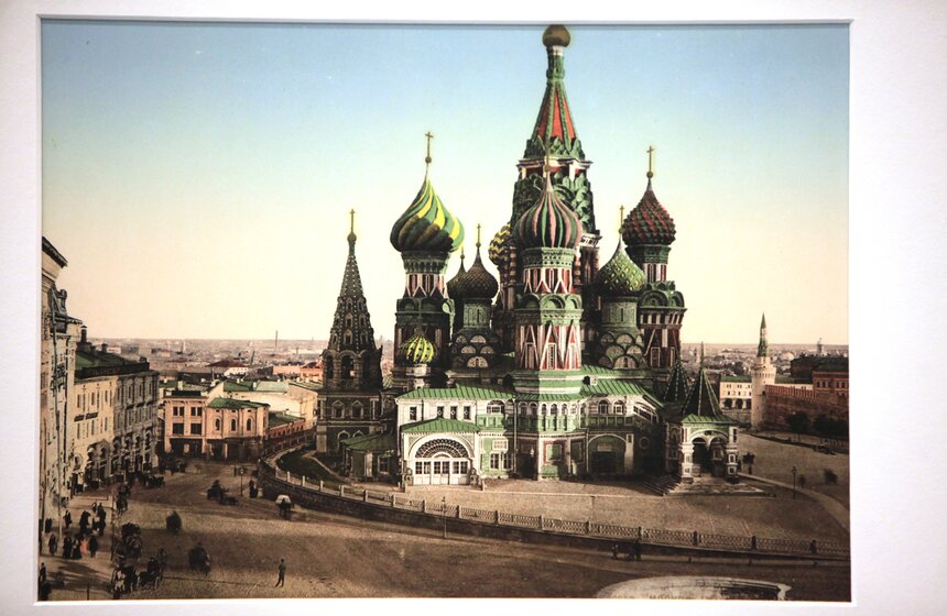 Выставки цветных снимков Российской империи и Юрия Кривоносова 24 фото