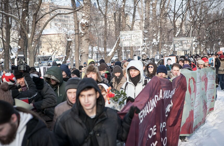 В центре Москвы прошло шествие в память о Маркелове и Бабуровой 6 фото