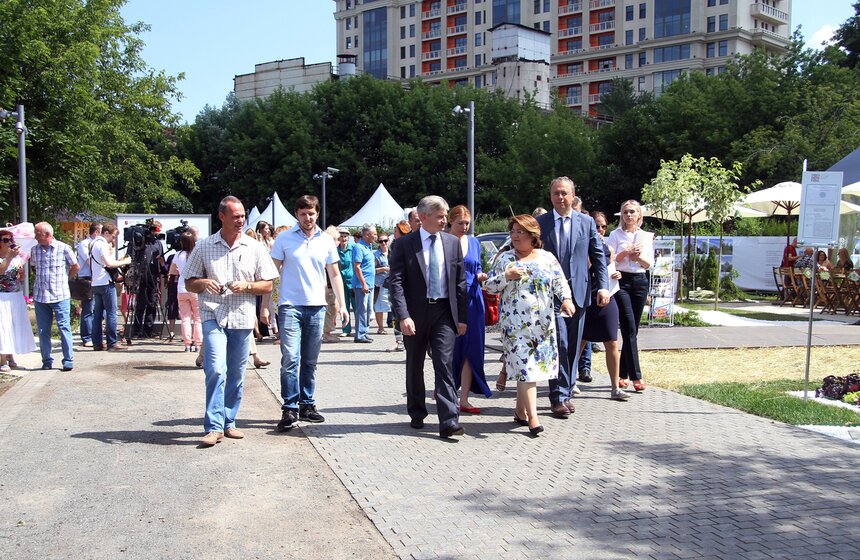 В МУЗЕОНе продолжается Международный фестиваль садов и цветов 4 фото