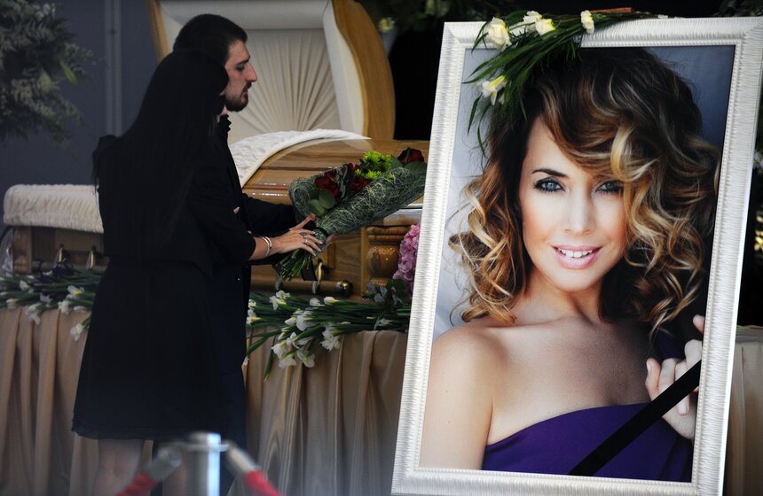 В Москве прощаются с Жанной Фриске 11 фото