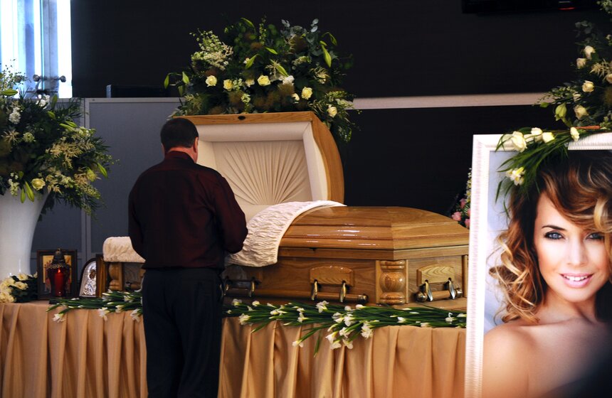 В Москве прощаются с Жанной Фриске 6 фото