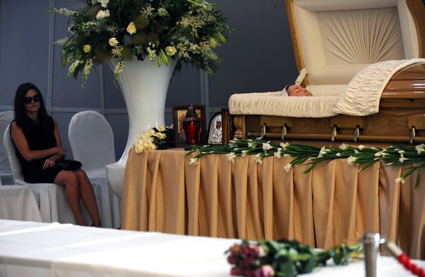 В Москве прощаются с Жанной Фриске 7 фото