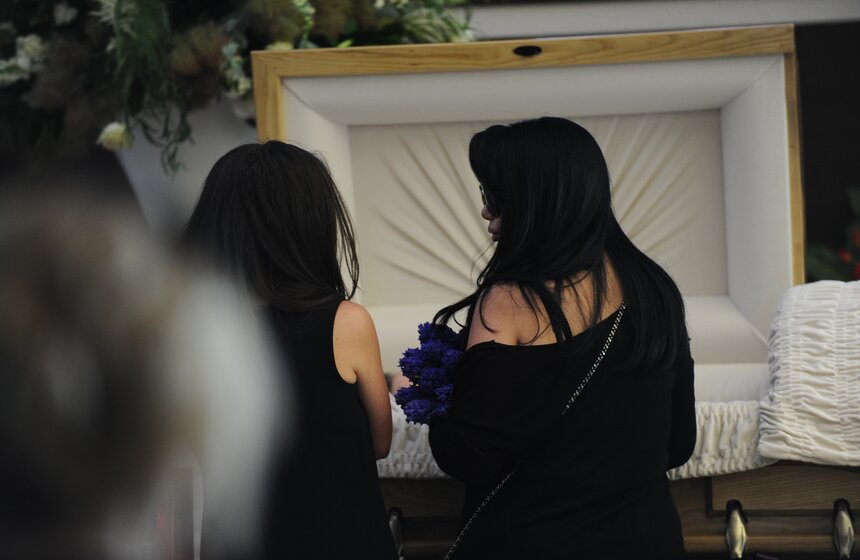 В Москве прощаются с Жанной Фриске 14 фото