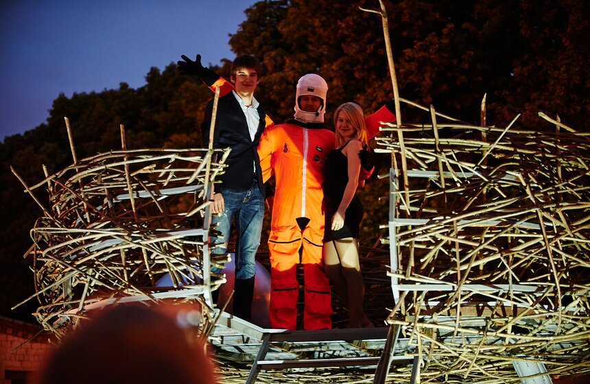 В парке Горького прошел выпускной вечер 15 фото