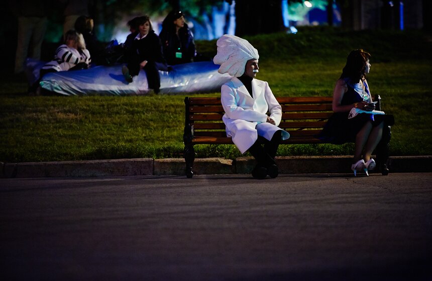 В парке Горького прошел выпускной вечер 23 фото