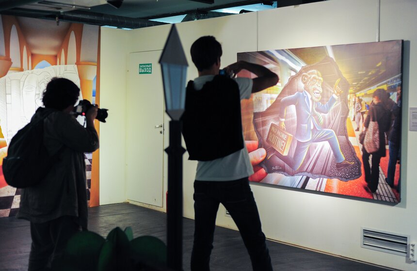 Выставка "Карандаш против камеры" в Московском планетарии 25 фото