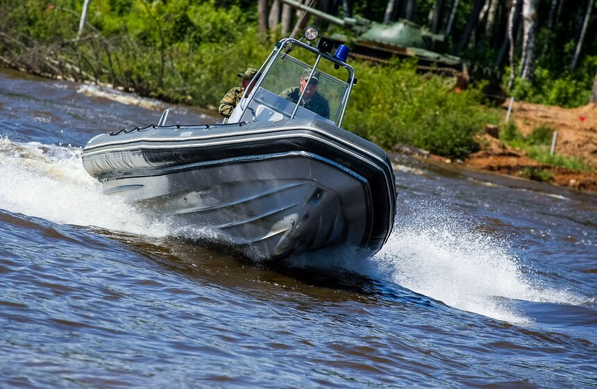 Военный форум "Армия-2015": от экипировки до новых боевых машин 17 фото