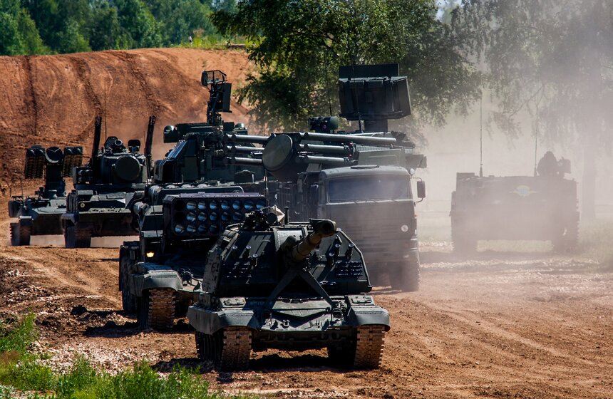 Военный форум "Армия-2015": от экипировки до новых боевых машин 11 фото