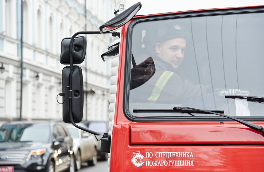 Спасенная семья объявила благодарность пожарникам 23 фото