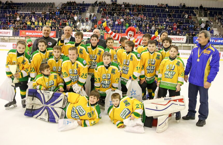 В Москве состоялся финал турнира по хоккею "Золотая шайба" 10 фото