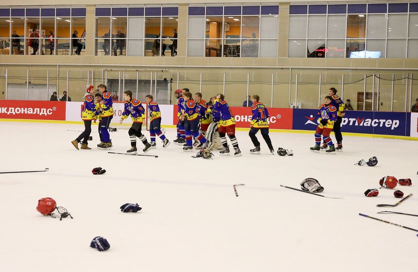 В Москве состоялся финал турнира по хоккею "Золотая шайба" 15 фото