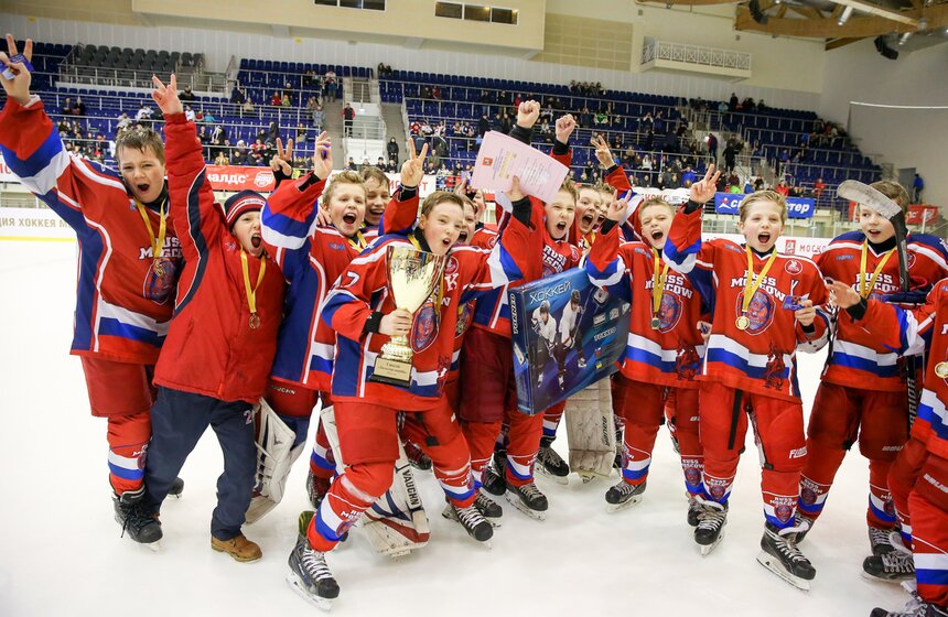В Москве состоялся финал турнира по хоккею "Золотая шайба" 26 фото