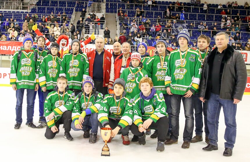 В Москве состоялся финал турнира по хоккею "Золотая шайба" 18 фото