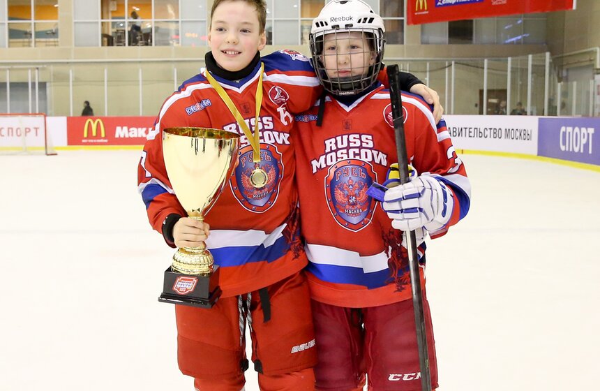 В Москве состоялся финал турнира по хоккею "Золотая шайба" 24 фото