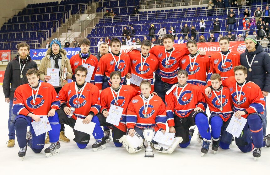 В Москве состоялся финал турнира по хоккею "Золотая шайба" 31 фото