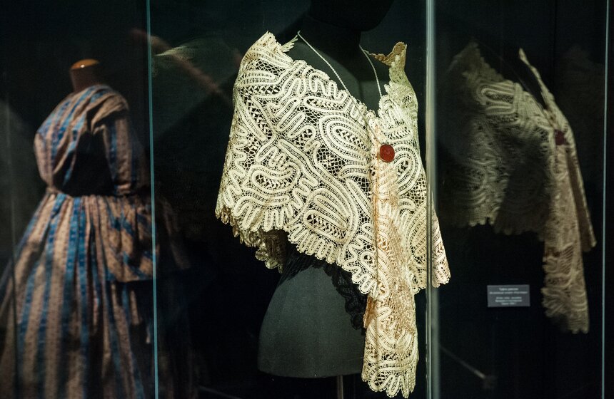 В столице открылась выставка "Аксессуары и не только" 4 фото