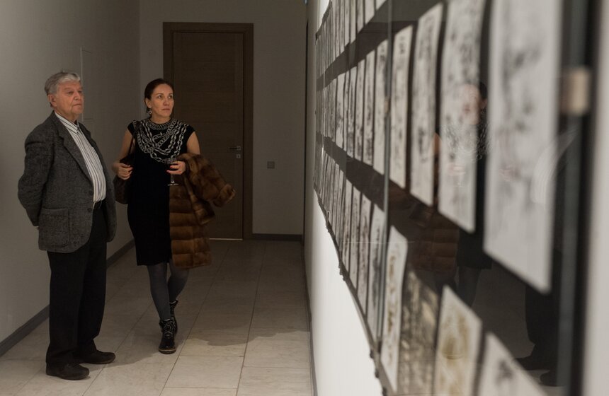 В галерее Artstory открылась выставка "Последний маргинал" 4 фото