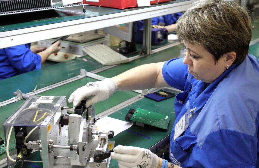 Сергей Собянин посетил инновационно-промышленный комплекс в ЮАО 10 фото