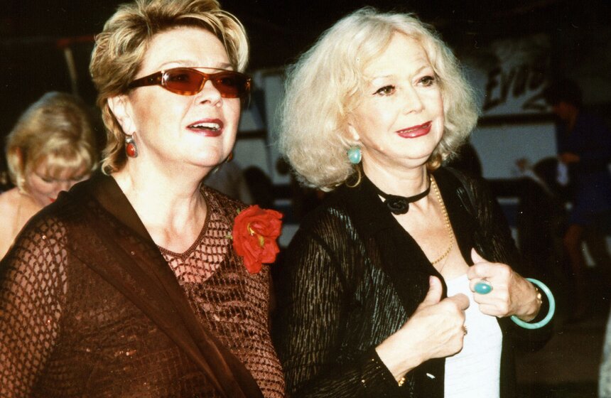 Актрисы Лариса Голубкина и Светлана Немоляева на фестивале "Киношок" в Анапе. Фото: ТАСС/Виктор Клюшкин