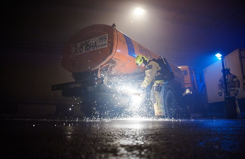 В Алабяно-Балтийском тоннеле прошли учения спасателей МЧС 24 фото