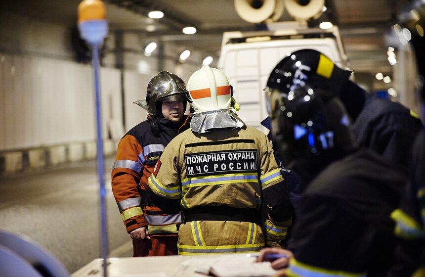 В Алабяно-Балтийском тоннеле прошли учения спасателей МЧС 5 фото