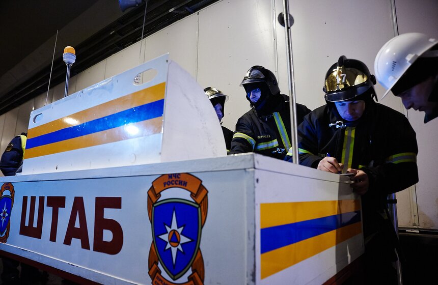 В Алабяно-Балтийском тоннеле прошли учения спасателей МЧС 4 фото