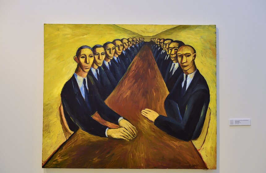 В ЦДХ открылся международный художественный салон "Люди и мир" 23 фото