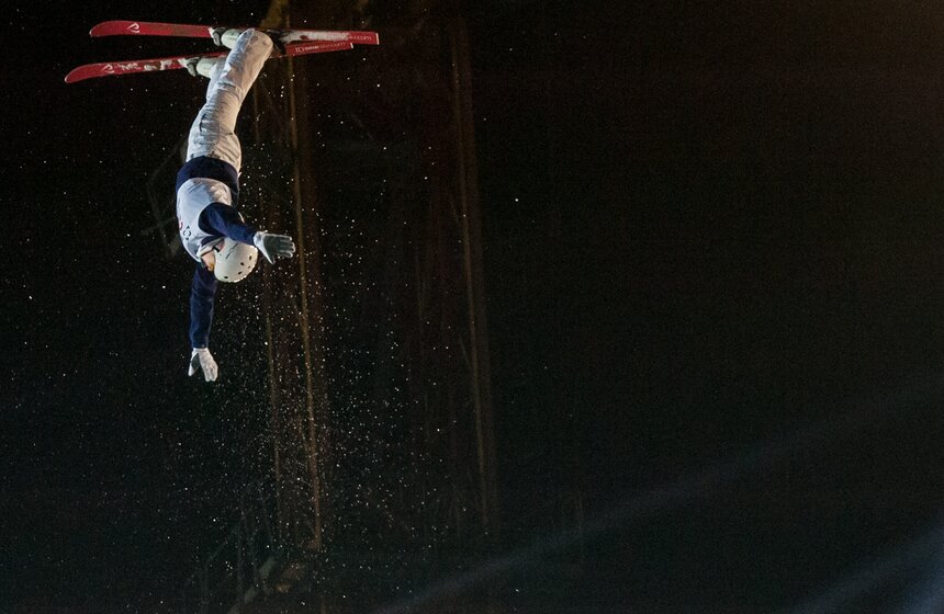 В Москве прошел этап кубка мира по лыжной акробатике 8 фото